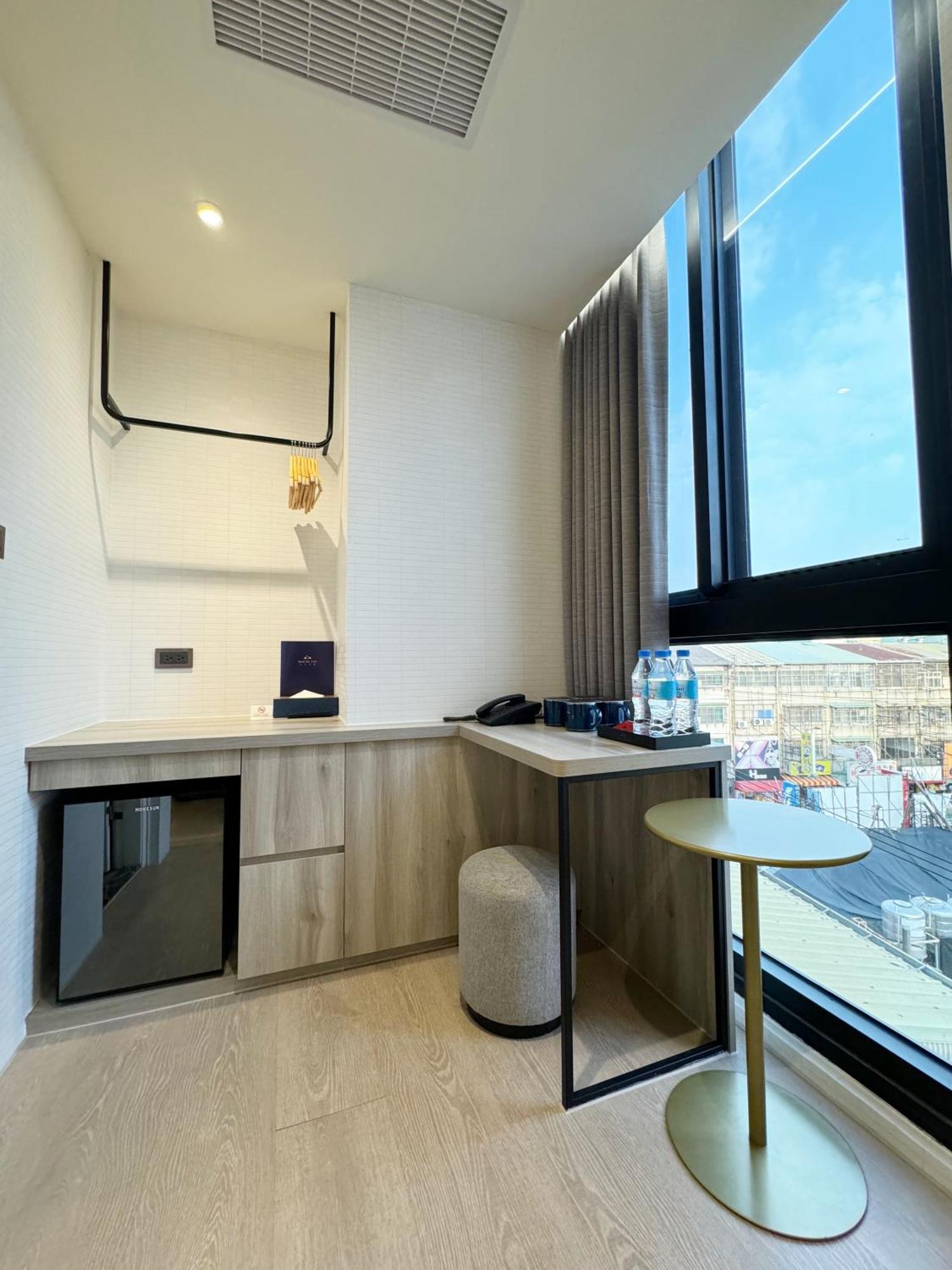 Joie De Inn Taichung Exterior foto